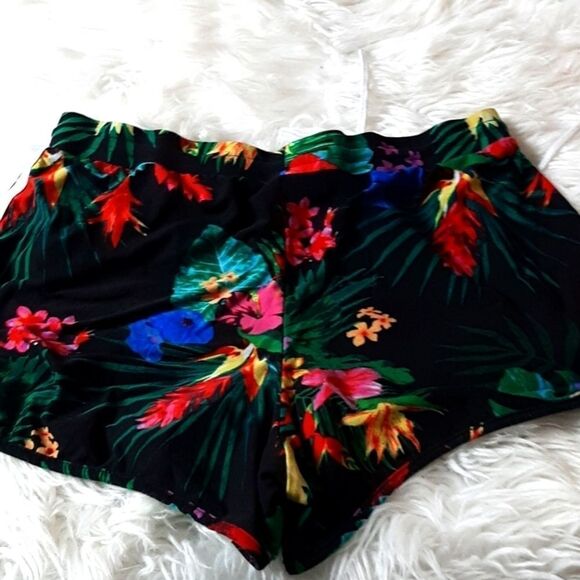 NO BOUNDRIES Cotton  Floral Black ‎  Shorts L11-13 Junior - Picture 4 of 4